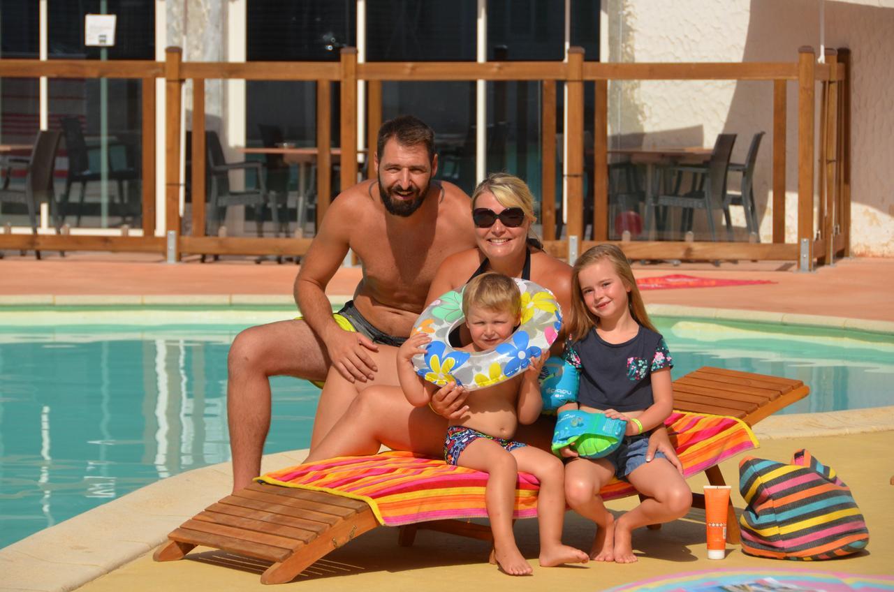 Maiana Resort Ла Гранде-Моте Екстериор снимка